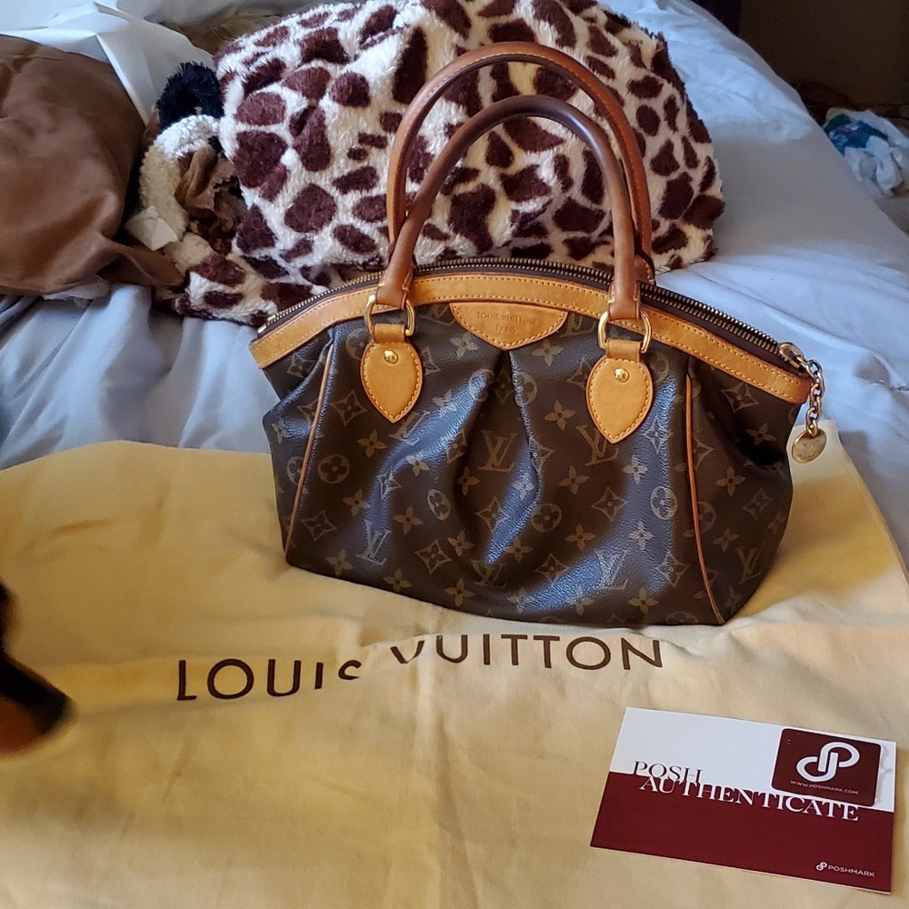💥💥SOLD💥💥💥💥Louis Vuitton Monogram Trivoli PM - Picture 2 of 16